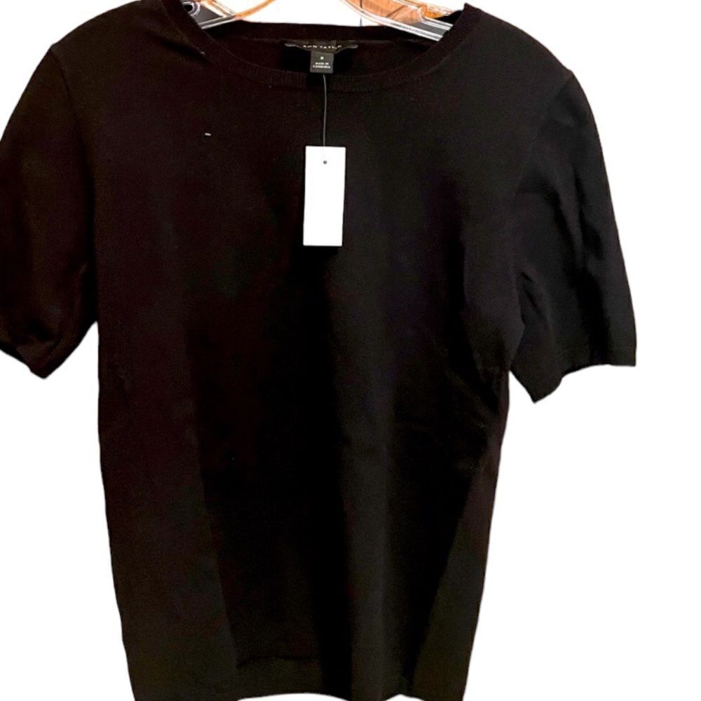 Ann Taylor Black Scoop Neck Fitted Ribbed Knit‎ Short Sleeve Top Size Medium